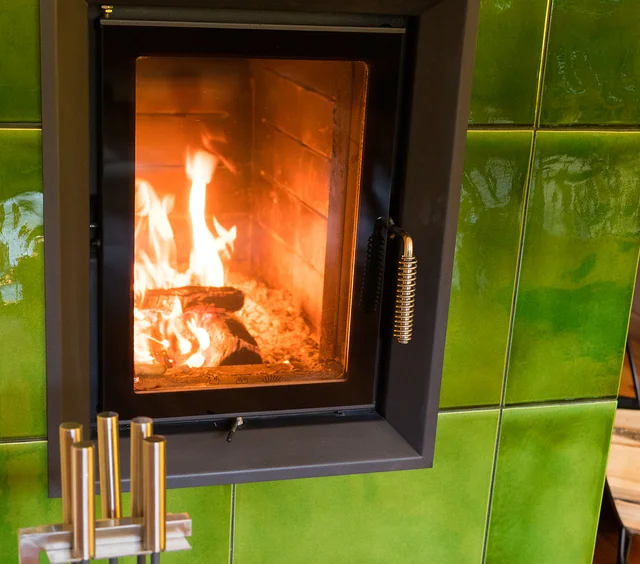 The wood-burning stove with oven: the pleasure of cooking as you heat the  home - Aroundthefire EU