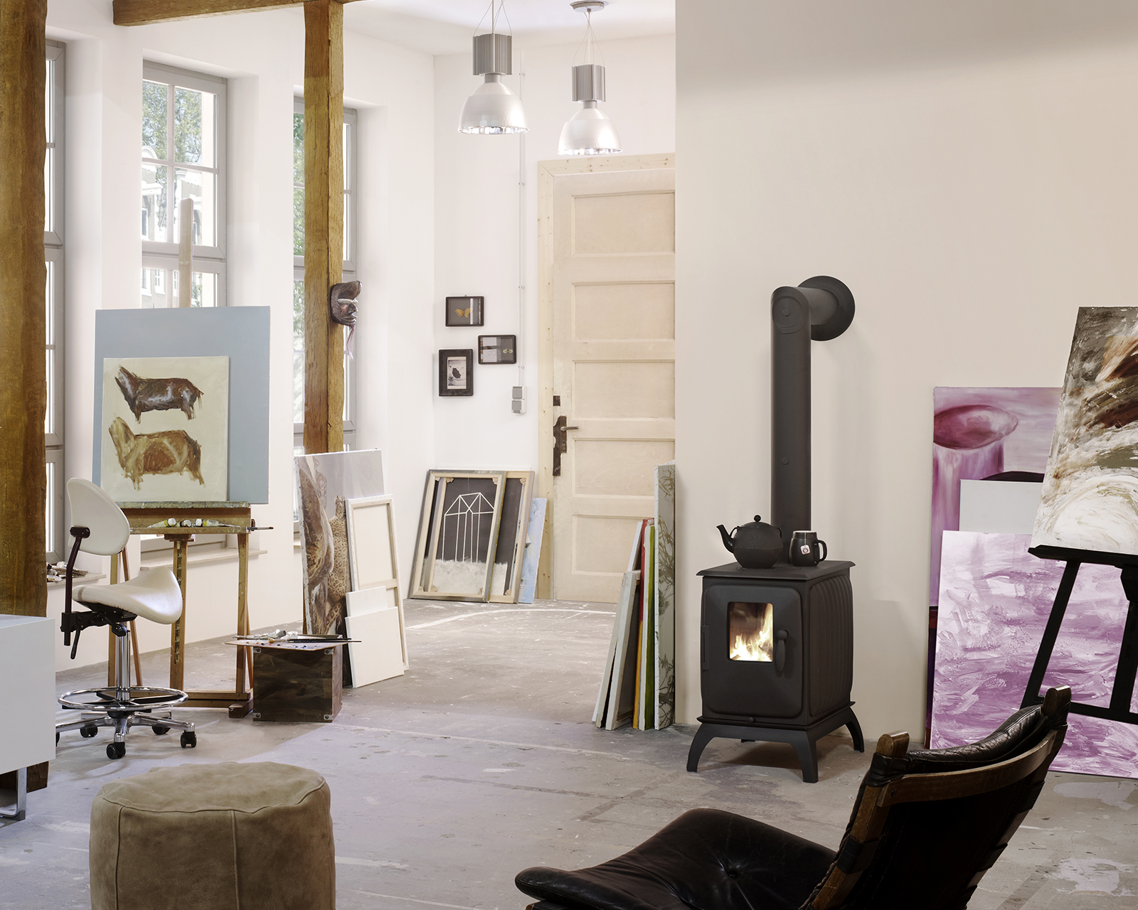 Wood stoves and Iron Dogs® by BRUNNER